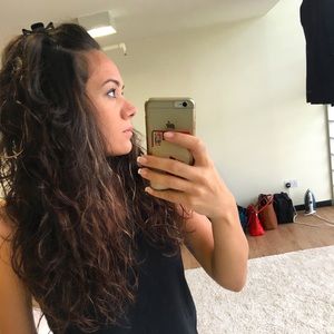 Meet your Posher, Maria-alex